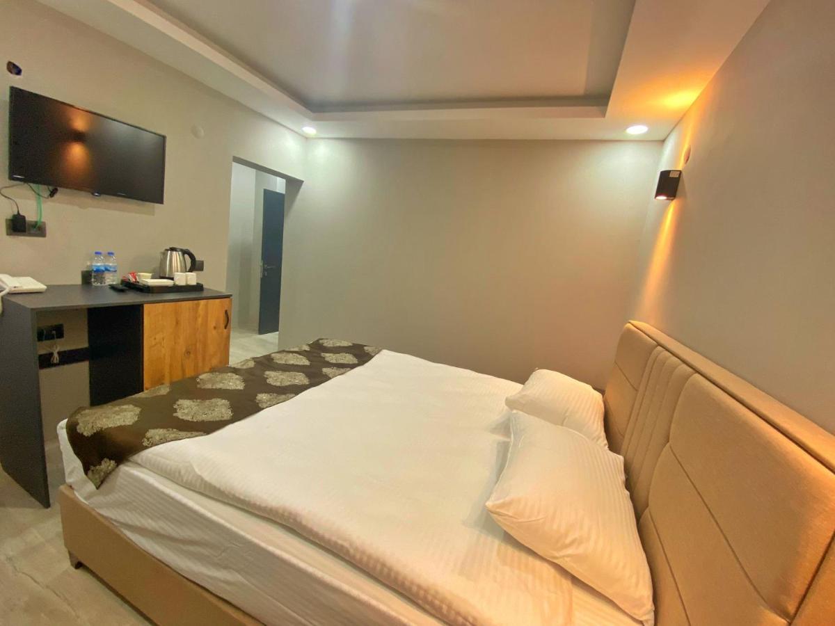 נבשהיר Whitestone Hotel מראה חיצוני תמונה