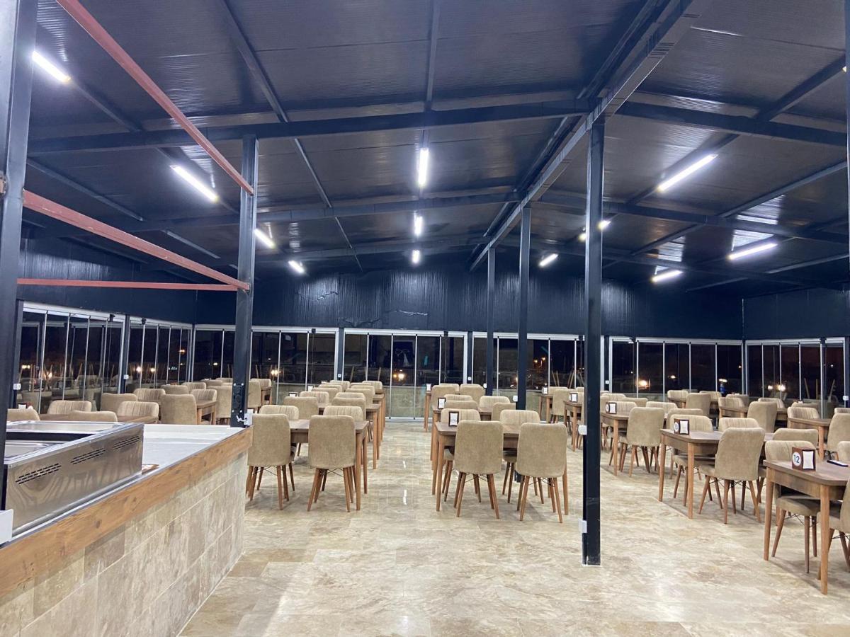 נבשהיר Whitestone Hotel מראה חיצוני תמונה
