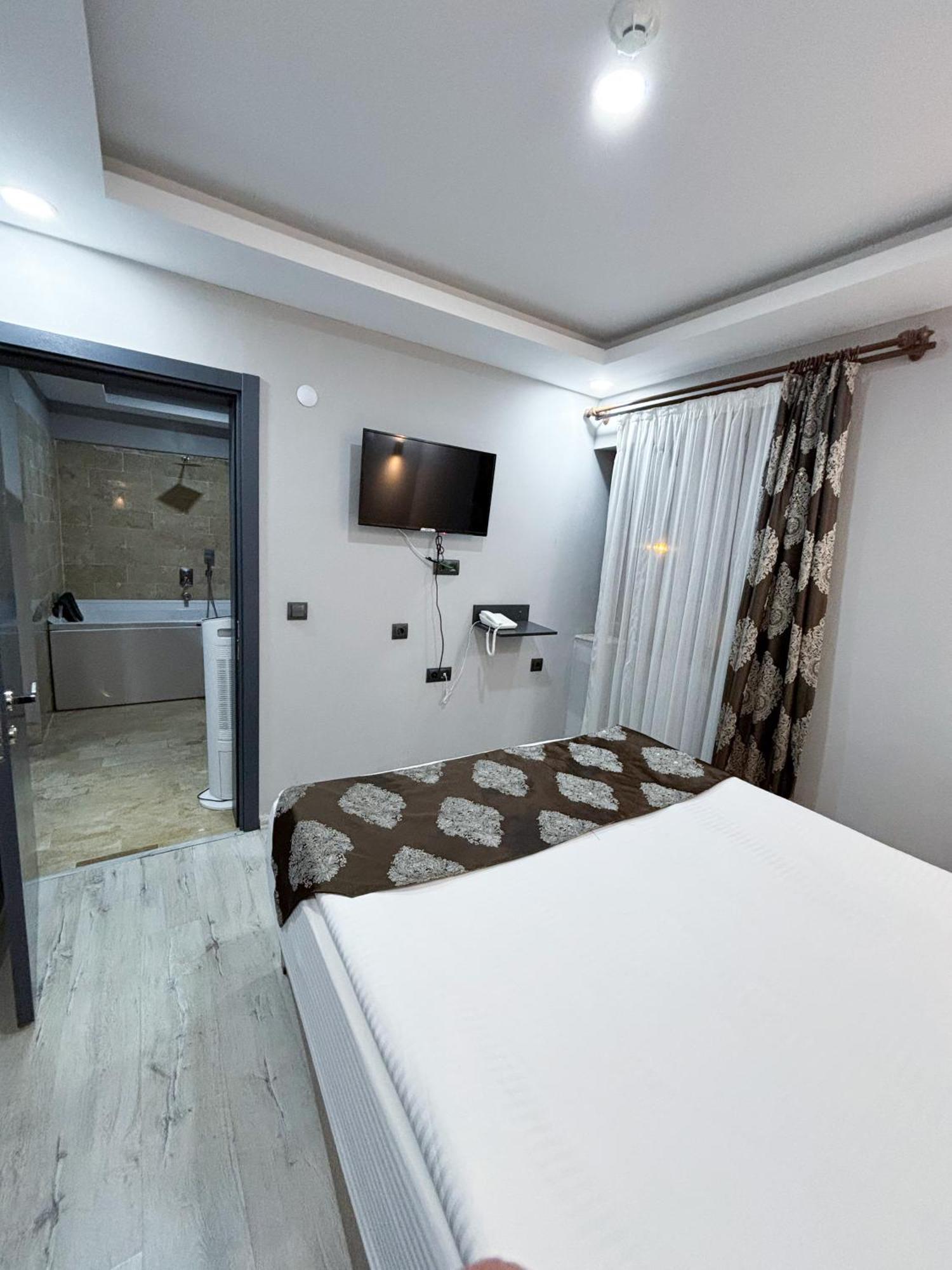 נבשהיר Whitestone Hotel מראה חיצוני תמונה